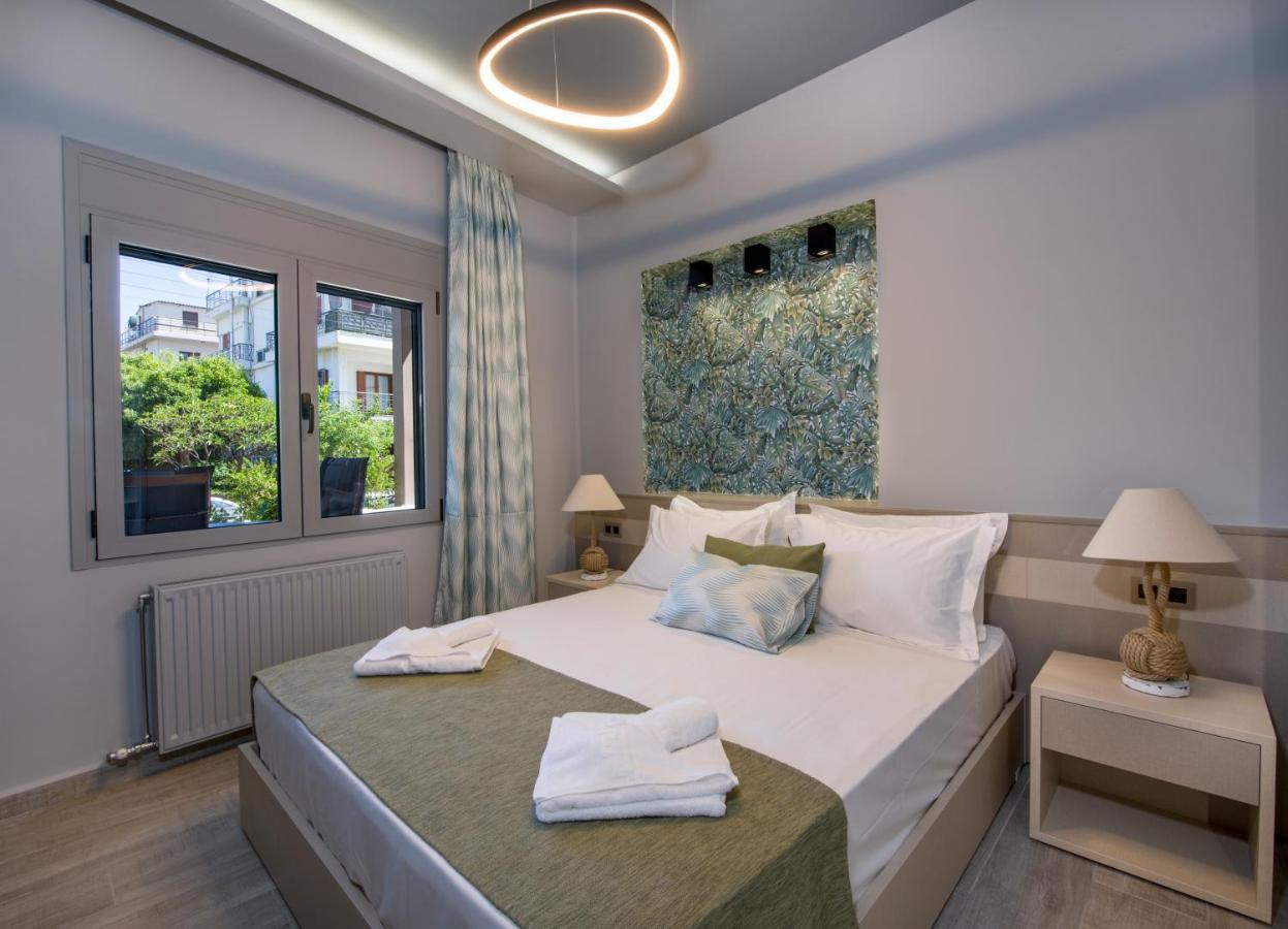 Rena'S Luxury Apartment With Free Private Parking Hriszí Aktí Haniá Kültér fotó